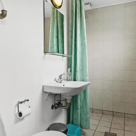 2 Bedroom Pet Friendly In