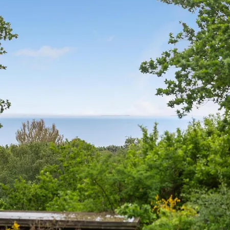 2 Bedroom Pet Friendly In * Knebel