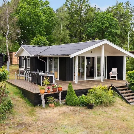 2 Bedroom Pet Friendly In * Knebel