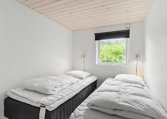 2 Bedroom Pet Friendly In Holiday home
