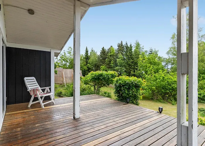 2 Bedroom Pet Friendly In Knebel